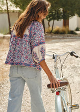 Load image into Gallery viewer, Della Print Jacket
