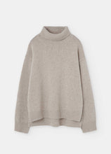 Load image into Gallery viewer, Natural Isla Jumper
