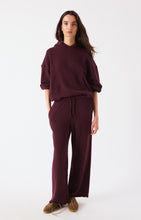 Load image into Gallery viewer, Atubay Joggers - Wine Red
