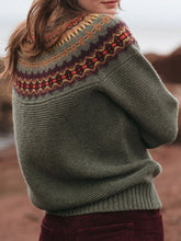 Load image into Gallery viewer, Stoneybrek Fairisle Yolk Merino Wool Womens Sweater - Forest Green
