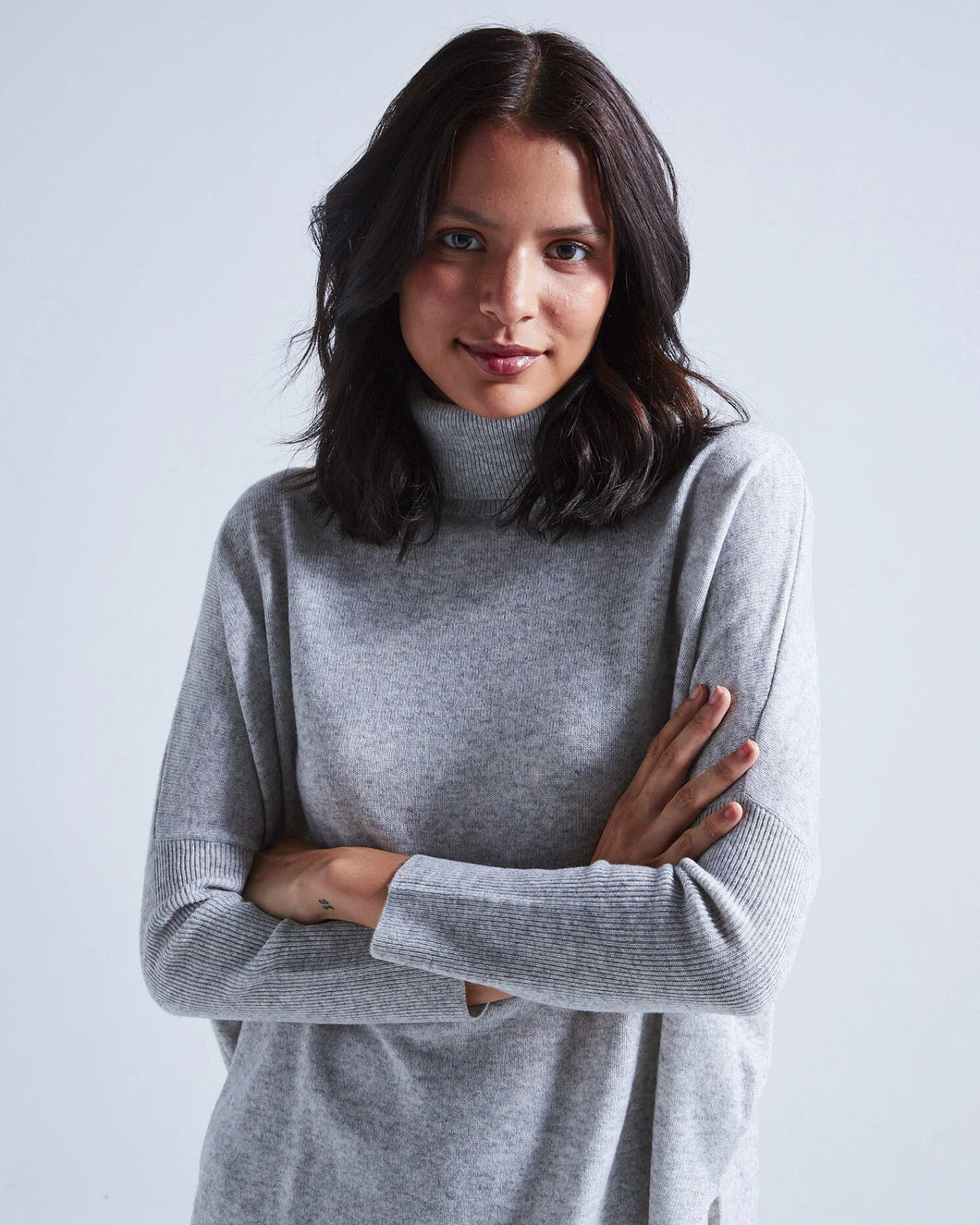 Clara Turtleneck - Light Heather Grey