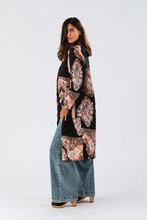 Load image into Gallery viewer, Randill Coat LS - Flower Print
